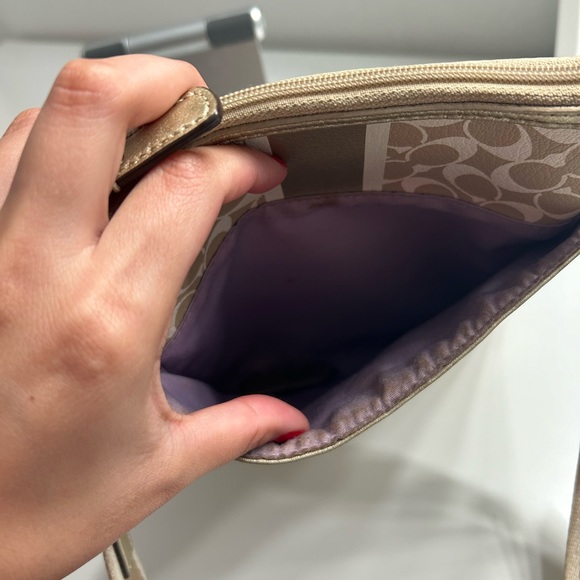 Coach Crossbag - Picture 5 of 6